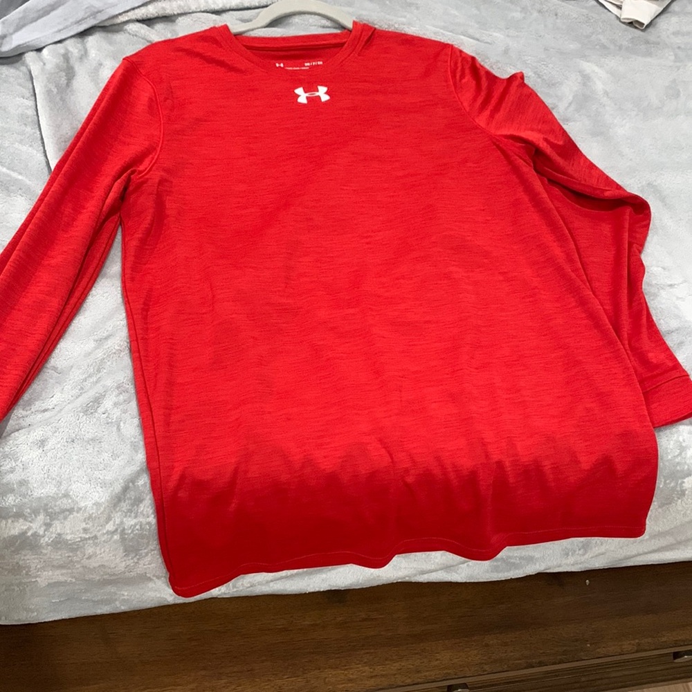 Long sleeve Under Armour tee